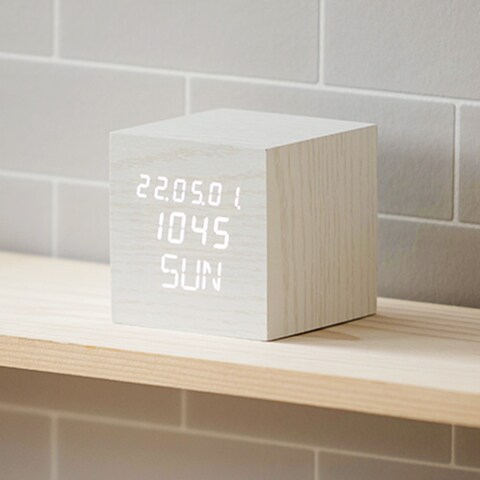 �f�W�^���u���v