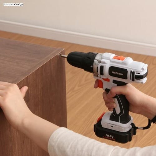 �h�����h���C�o�[ 10.8V �[�d�� �o�b�e���[2�Z�b�g JCD28_2