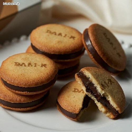 Dari K �J�J�I�T���h�N�b�L�[ 6������ �_�[�N�y������s�z_4