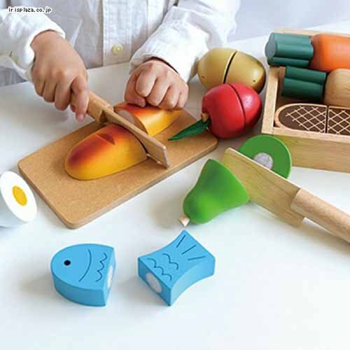 エド・インター First Little Shef -ファーストリトルシェフ- 【プラザ