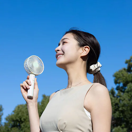 �n���f�B�t�@�� ��U�� iFan Pivo �~���g_3