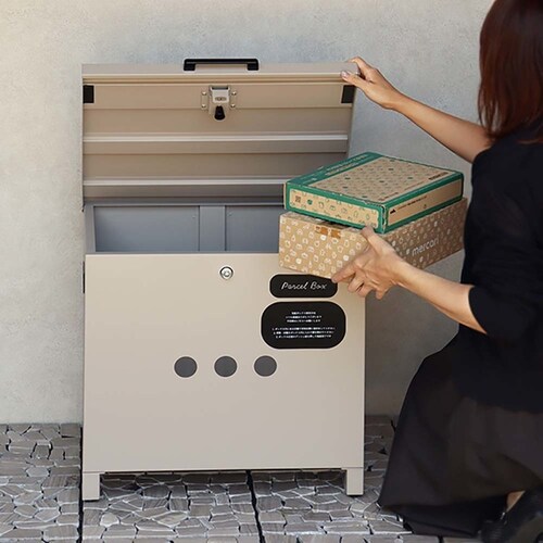 MOJYU �yLinda-�����_-�z�x���`���[��z�{�b�N�X PBX-141 ���C�g�x�[�W��_17