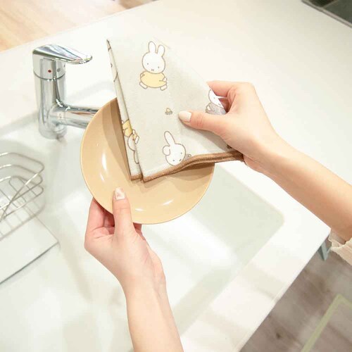 ��������������D��ӂ���R�o�Z�b�g�@�R�O�w�R�O���� �~�b�t�B�[�ƃ_�[��_3