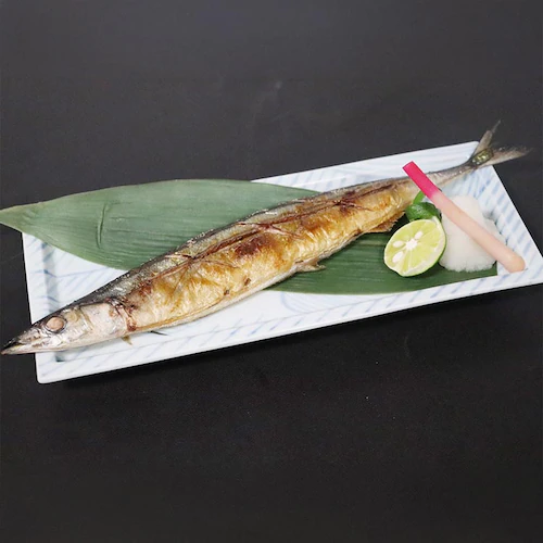 とれどき三陸三陸・気仙沼産 生さんま10尾 【時間指定不可】【代引不可】【同梱不可】_0