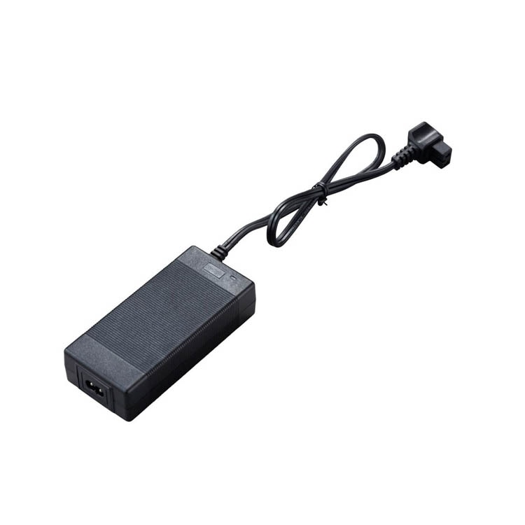 ACアダプター≪充電式ポータブル冷蔵冷凍庫IPD-B2A/IPDW-B3A用≫906270