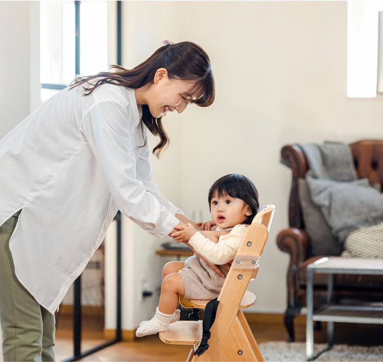 カトージ 木製ハイチェア スワルン ナチュラル 22006 【プラザセレクト】