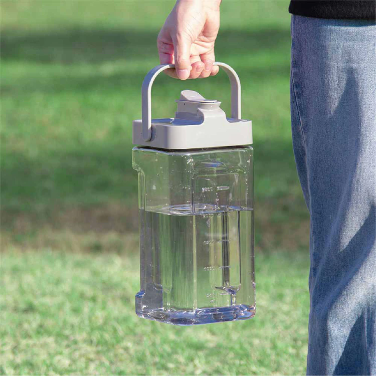 シービージャパン 冷蔵庫に入れたまま注げるジャグ MEGA TANK 3.5L 【プラザセレクト】