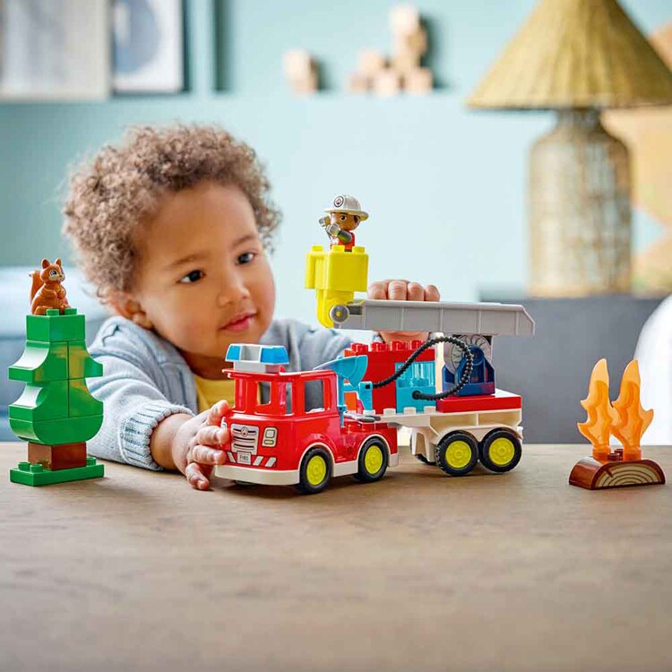 DUPLO ホース付き消防車と消防士 10473 【プラザセレクト】