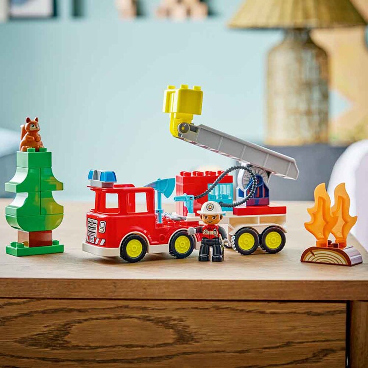 DUPLO ホース付き消防車と消防士 10473 【プラザセレクト】