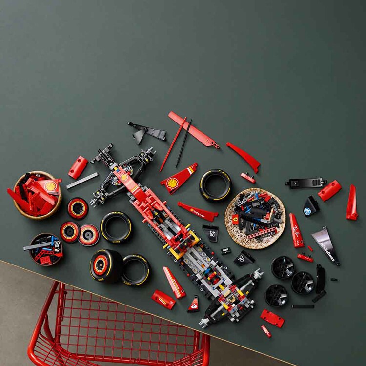 TECHNIC Ferrari SF-24 F1 Car 42207 【プラザセレクト】