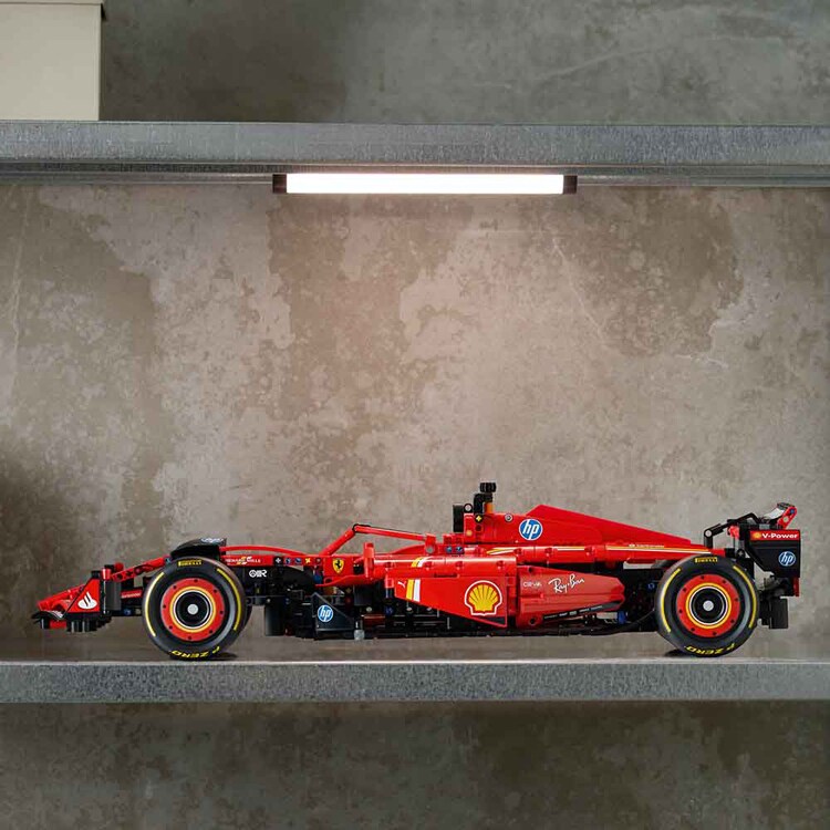 TECHNIC Ferrari SF-24 F1 Car 42207 【プラザセレクト】