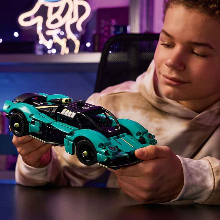 TECHNIC Aston Martin Valkyrie 42208 【プラザセレクト】