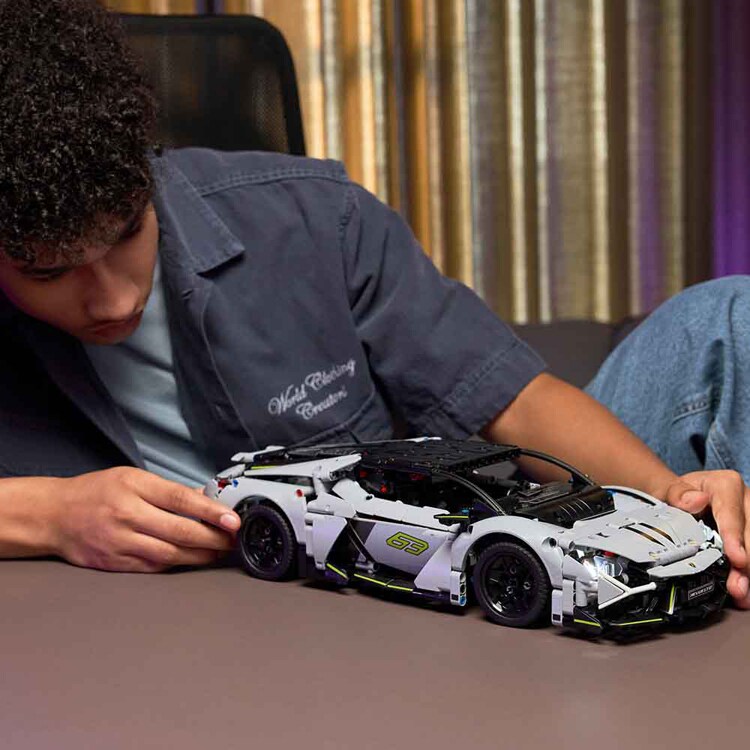TECHNIC Lamborghini Revuelto スーパースポーツカー 42214 【プラザセレクト】