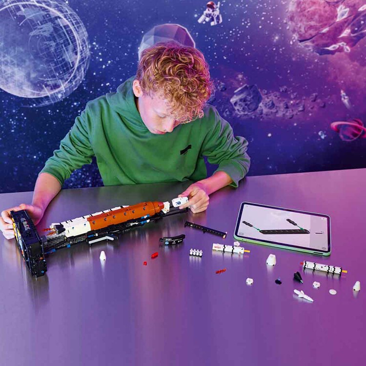TECHNIC NASA Artemis スペース・ローンチ・システム ロケット 42221 【プラザセレクト】