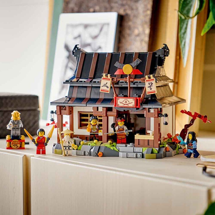 NINJAGO 鍛冶屋<15周年記念モデル> 71858 【プラザセレクト】