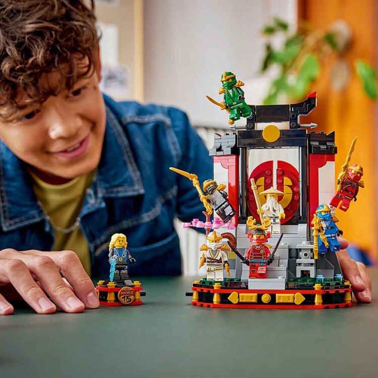 NINJAGO ニンジャ キャラクターディスプレイ<15周年記念モデル> 71866 【プラザセレクト】