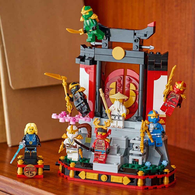 NINJAGO ニンジャ キャラクターディスプレイ<15周年記念モデル> 71866 【プラザセレクト】