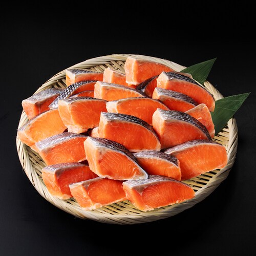 【お徳用】お弁当用チリ銀鮭切身 30切 約1.2kg 【時間指定不可】【代引不可】【同梱不可】_1