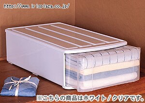 【クリックで詳細表示】☆奥行74cm・ワイドタイプ☆チェスト ELW ホワイト/クリア 1個・4個セット  幅42.6cm×奥行74cmのワイドタイプのチェストです。従来品よりも幅と奥行があるので、収納スペースをムダなく活用できます。下のくぼみと上の出っ張りが引っ掛かり、重ねやすい構造になっているので、収納物や収納場所に合わせて1段ずつ重ねて使用できます。■■収納の目安■■・セーター・・・1個につき4枚・バスタオル・・・1個につき8枚