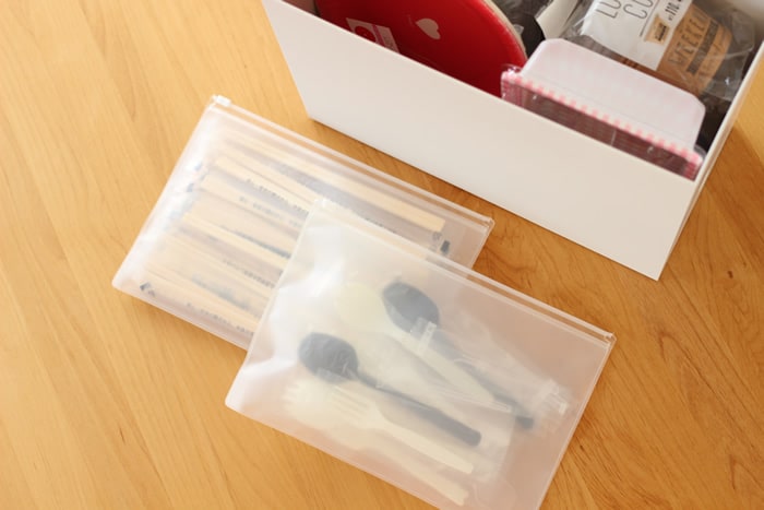 使い捨てカトラリーも合わせて活用