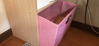 Aデスク周りの小物をスッキリ収まる