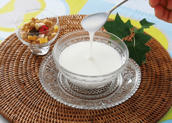 �g���b�Ƃ������[�O���g���������Ă���摜