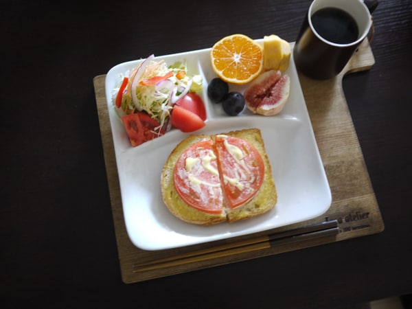 ハムトマトトースト