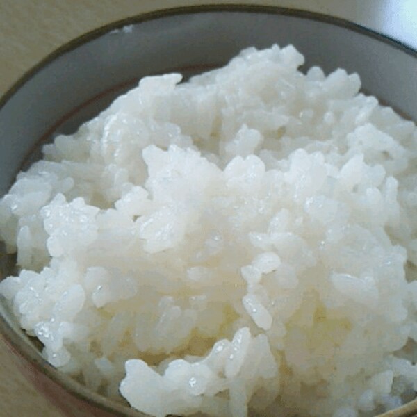 もっちりとしたつやつやごはん