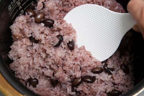ご飯を盛る