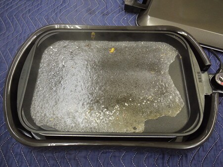 プレートをある程度熱して!お湯を掛けて!