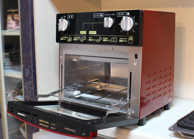 �ł��X�^�C�����C�ɂ��鏗�q�͈߂��c���ē������H�ׂ���