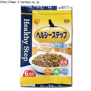 【クリックで詳細表示】ヘルシーステップドライ チキン＆野菜＆小魚味HSK-65F  鶏肉を加えておいしさにこだわった、成犬期・維持期用の総合栄養食です。カルシウム豊富な魚、ビタミン豊富な野菜入りでバランス良く仕上げました。安心安全の国産ドライフードです。【初めて試されるお客様へ】今まで食べさせていた食事に1割程度混ぜて与え、徐々にヘルシーステップの割合を増やしながら切り替えてあげてください。5日～1週間を切り替えの目安としてください。