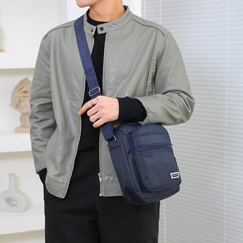 �����Y6�|�P�b�g�~�j�V�����_�[�o�b�N ���@�\ �R���p�N�g ���[�͔��Q ���s �ʋ� �ʊw �L�����v �A�E�g�h�A �X�}�z ���z �� �|�[�` �J�W���A�� �V���v�� �i�C���� �΂ߊ|�� �V�����_�[�j�����p�@�u_4