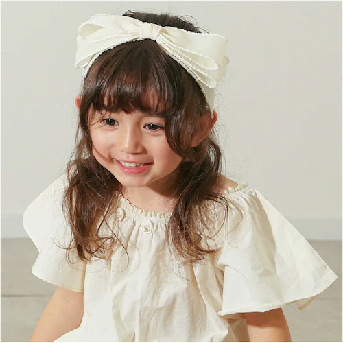 Rora ブラウス 襟なし 通販 ローラ クリーミー カットソー キッズ 子供 女の子 女子 こども 子ども きれいめ 白 ベージュ フレアスリーブ 花 お花 おしゃれ かわいい オシャレ 可愛い カ_3