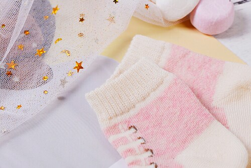 �X�j�[�J�[�� �C�� �x�r�[ �ʔ� �Ԃ���� �\�b�N�X ���� �V���� ���̎q �j�̎q ���{�� �I�[�K�j�b�N�R�b�g�� ���킢�� �{�^�j�J���_�C 7-9cm �������W���n 7-9 ���{�Q�� �S���j�� ���H_3