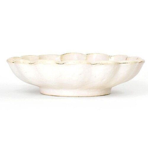 ホワイト 美濃焼 小鉢 通販 日本製 小皿 中鉢 美濃 焼 16cm 取り皿 副菜 取皿 和食器 おしゃれ モダン かわいい 花形 花型 お花 サラダ デザート 電子レンジ対応 食洗機対応 朝食 おや_3