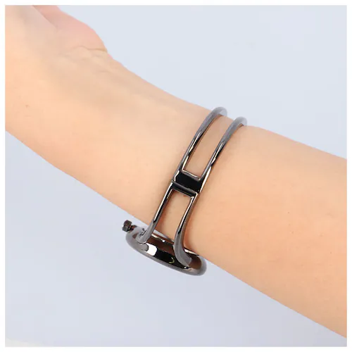 Plaisir プレジール 腕時計 レディース バングル 好評 バングルウォッチ ニッケルフリー ウォッチ シェル 見やすい きれい シンプル かわいい おしゃれ 大人 女性 ギフト 贈り物 就職 お_9