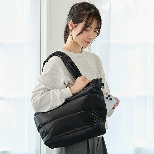 ROOTOTE ���[�g�[�g �g�[�g�o�b�O 3685 �ʔ� ���|���o�b�O �傫�� A4 �ʋ� �ʊw ��e�� �y�� �y�� �t�@�X�i�[�t�� MEDIUM FEATHER ROO �t�F�U�[���[ �ӂ�ӂ� �_�u_4