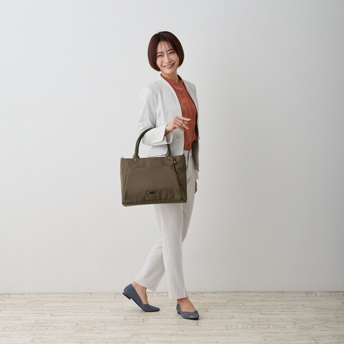 ROOTOTE ���[�g�[�g �g�[�g�o�b�O 1067 �ʔ� �g�[�g�o�b�N �V�����_�[�o�b�O �΂߂����o�b�O ���f�B�[�X �ʋ� �ʊw A4 �� ���� �t�@�X�i�[�t�� ������� �V���v�� �I�V���� ���ꂢ��_4