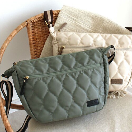 LIZDAYS �V�����_�[�o�b�O LZ-70522 �ʔ� ���Y�f�C�Y �V�����_�[�o�b�N �΂߂����o�b�O ���f�B�[�X �傫�� �i�C���� �L���e�B���O �ʋ΃o�b�O �}�U�[�Y�o�b�O A4 �ʊw �ʋ� �y�� _5