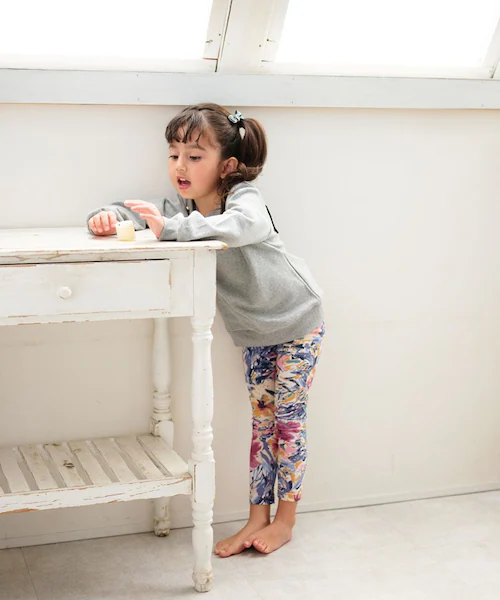 ヘアクリップ リボン 小さめ 通販 Rora ローラ イルミ ヘアークリップ 髪どめ 髪留め ヘアアクセサリー 髪飾り キラキラ ビジュー 女の子 入園式 卒園式 入学式 卒業式 結婚式 発表会 おし_9