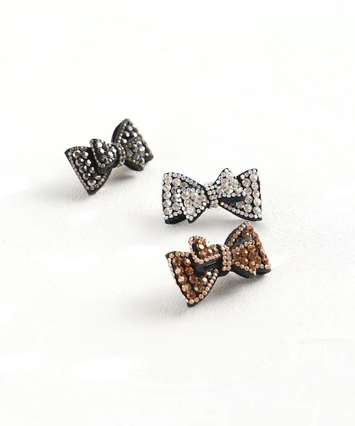 ヘアクリップ リボン 小さめ 通販 Rora ローラ イルミ ヘアークリップ 髪どめ 髪留め ヘアアクセサリー 髪飾り キラキラ ビジュー 女の子 入園式 卒園式 入学式 卒業式 結婚式 発表会 おし_15