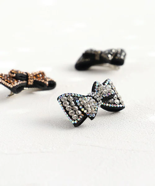 ヘアクリップ リボン 小さめ 通販 Rora ローラ イルミ ヘアークリップ 髪どめ 髪留め ヘアアクセサリー 髪飾り キラキラ ビジュー 女の子 入園式 卒園式 入学式 卒業式 結婚式 発表会 おし_16