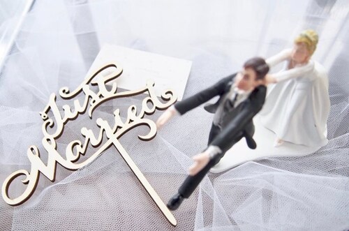 ケーキトッパー 結婚式 通販 ケーキ トッパー ウェディングケーキトッパー ウェディング ブライダル Just Married 筆記体 文字 木製 ナチュラルウェディング 披露宴 パーティー 前撮り _3