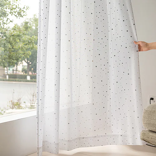 【送料無料】UVカットミラー星柄プリントレースカーテン 100X133cm2枚組 ホワイト_10