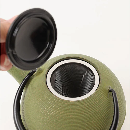 茜 南部鉄器 急須 おしゃれ 通販 日本製 鉄瓶 鉄急須 岩鋳 お茶 ポット 藍花 aika 日の丸 鉄製 冷めにくい 盛岡 南部 鋳鉄 南部鉄 南部鉄瓶 お湯 茶葉 来客 和室 ギフト 贈り物 日本_5