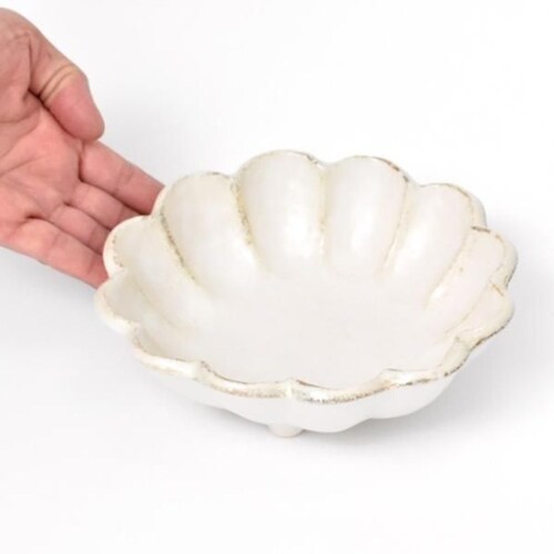 ホワイト 美濃焼 小鉢 通販 日本製 小皿 中鉢 美濃 焼 16cm 取り皿 副菜 取皿 和食器 おしゃれ モダン かわいい 花形 花型 お花 サラダ デザート 電子レンジ対応 食洗機対応 朝食 おや_13