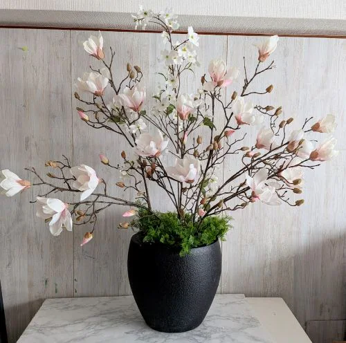 造花 大型アレンジ マグノリアアレンジ ホテル 旅館 展示会 オフィス ショールーム 触媒加工品 花器付_0