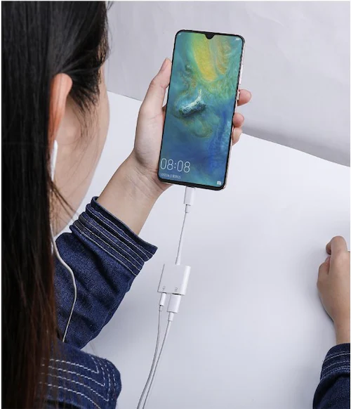 Typec AUX 変換 ケーブル Type-CオスからTypeCメスと 3.5mm auxメス イヤホンジャックに変換 アダプタ 音楽を聞きながら充電 コネクタ 2in1ポイント消耗_7