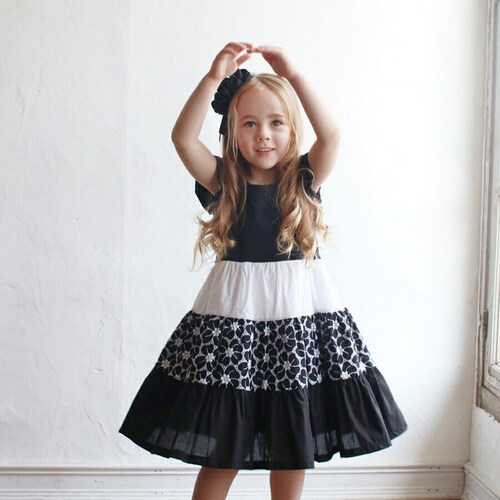 半袖 ワンピース キッズ 通販 半袖ワンピース 12192001 ワンピ 夏 女の子 綿 コットン 切り替え ボリューム レトロ ガーリー 花柄 上品 おしゃれ 可愛い オシャレ かわいい カジュアル_2